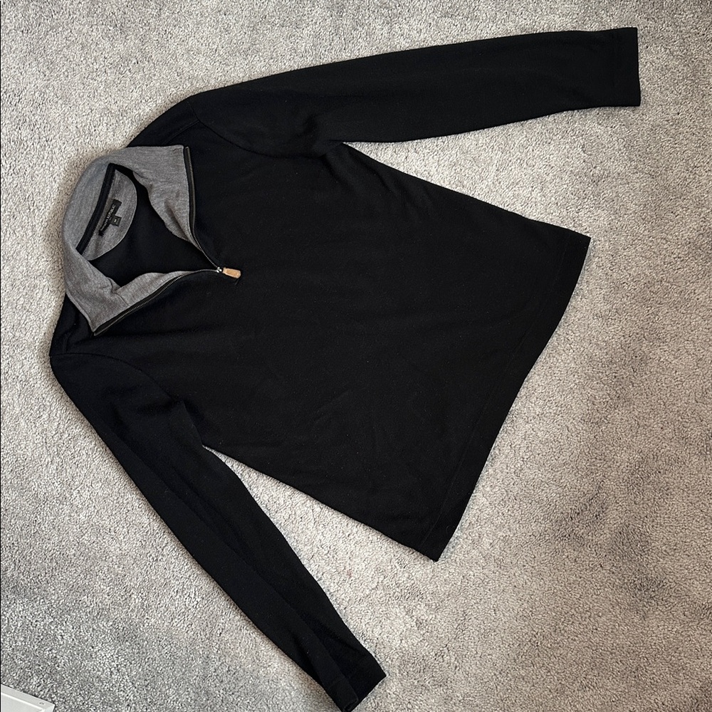 Banana Republic Black and Gray Quarter Zip-Up Sweater Men’s Size Medium